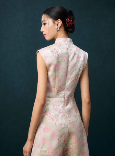 Women's Career Wear in Singapore
