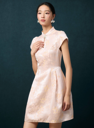 Women's Career Wear in Singapore