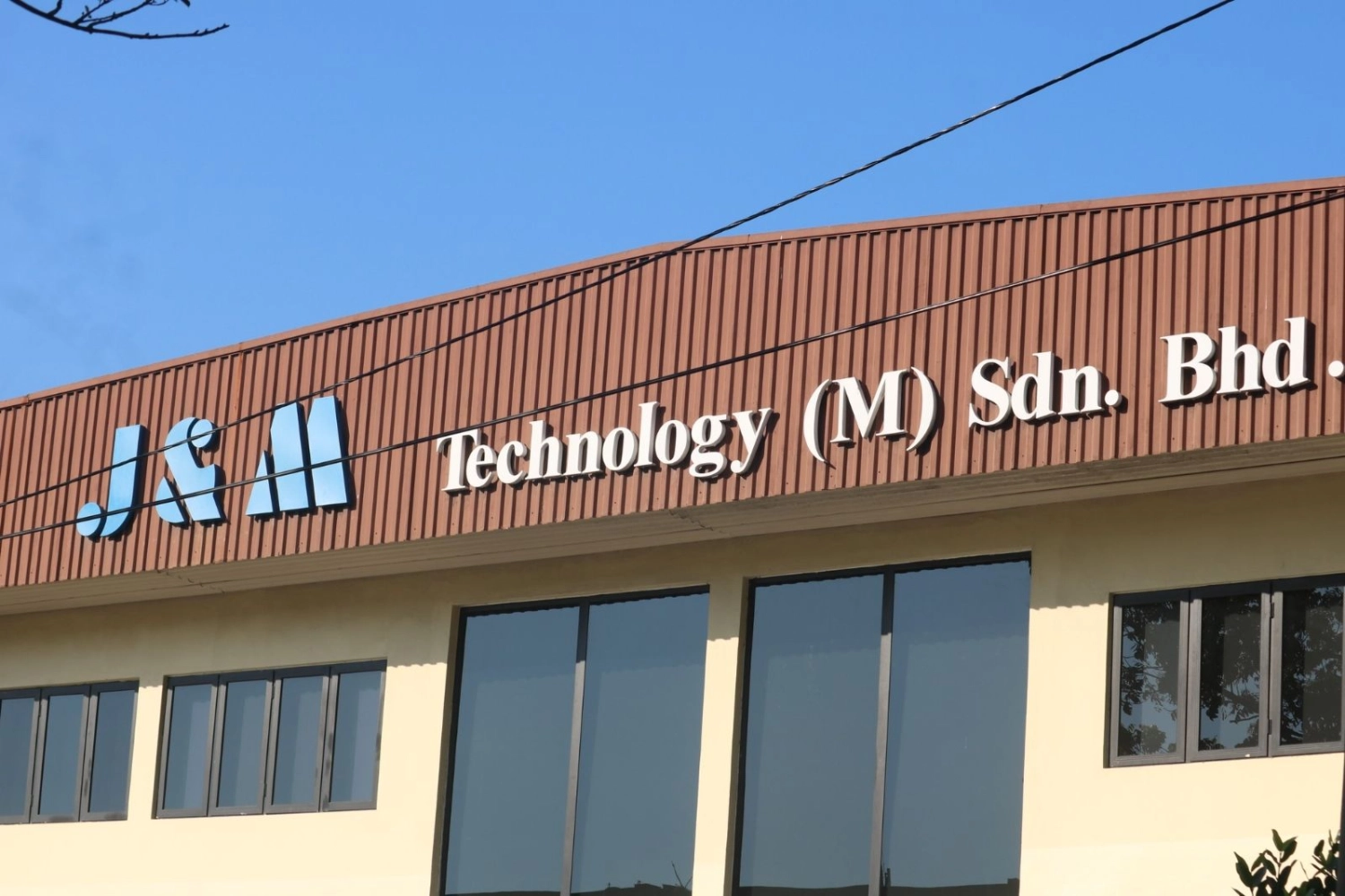 All In One Residential Solar System In Klang Valley | Transparent Pricing – J & M Technology