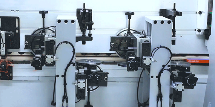 Direction Chip Removal Scraping